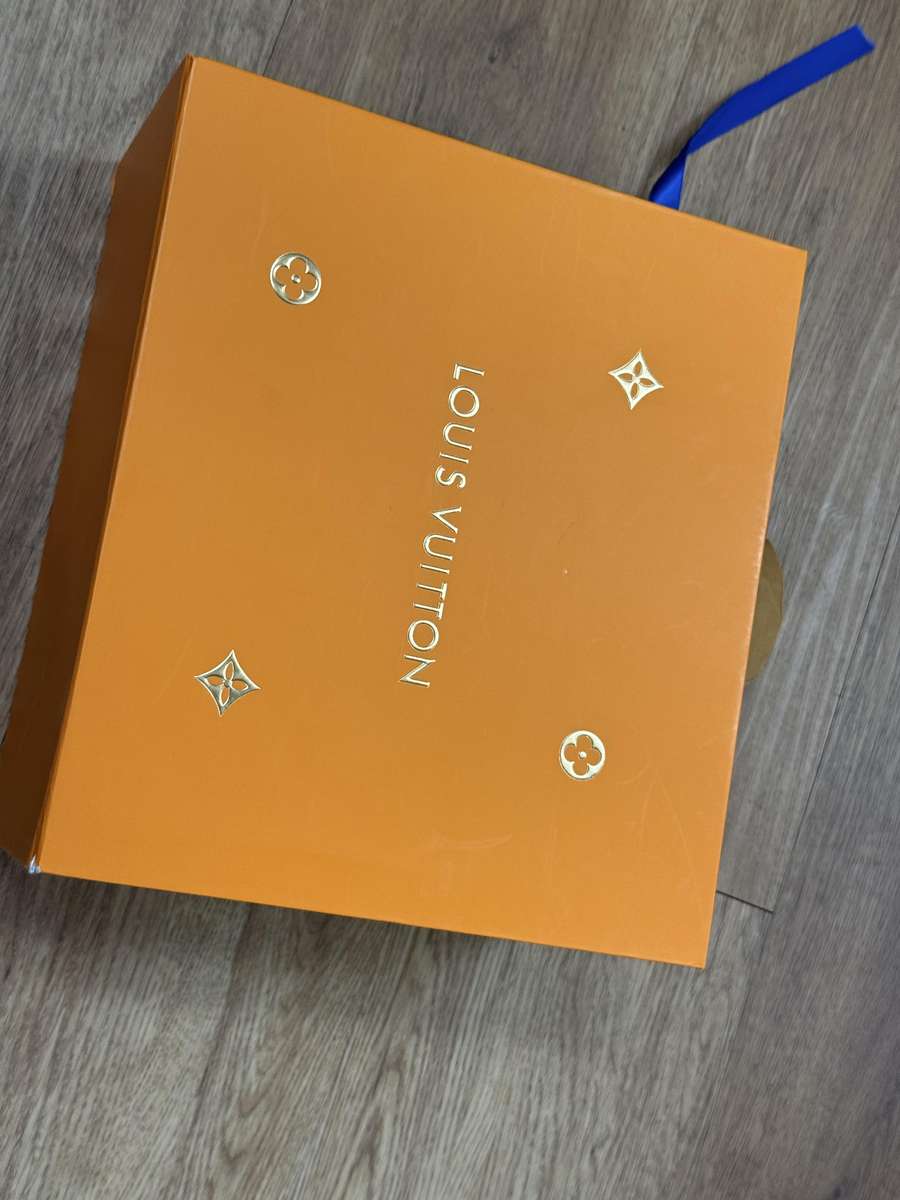 오데마피게 로얄오크오프쇼어 26238ST A급 레플 관련 가방 이미지 88